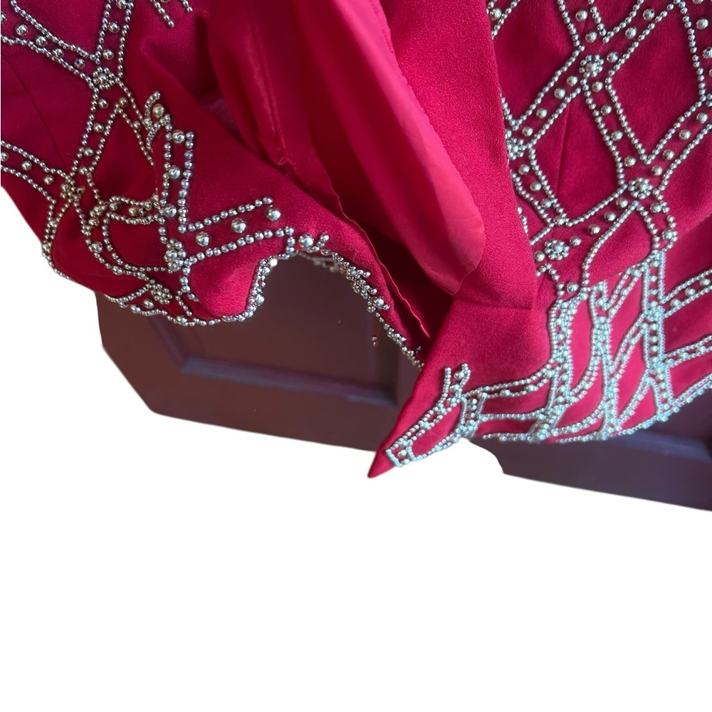 Carmen Marc Valvo red wool with gold beading size 14 - Picture 4 of 5